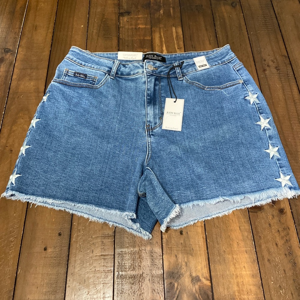 NWT Judy Blue Star Embroidered High Waist Denim Shorts Med Blue 2XL JB150069